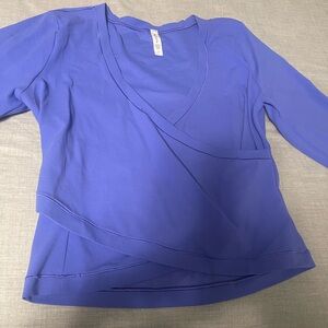 Athleta Women's Long Sleeve V-Neck Top - lavender